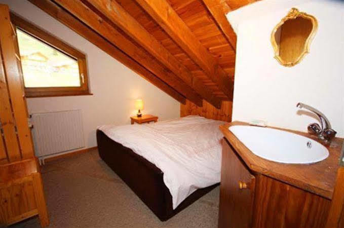 Chalet Les Rhodos Appartement Le Yeti ليه كروسيت المظهر الخارجي الصورة